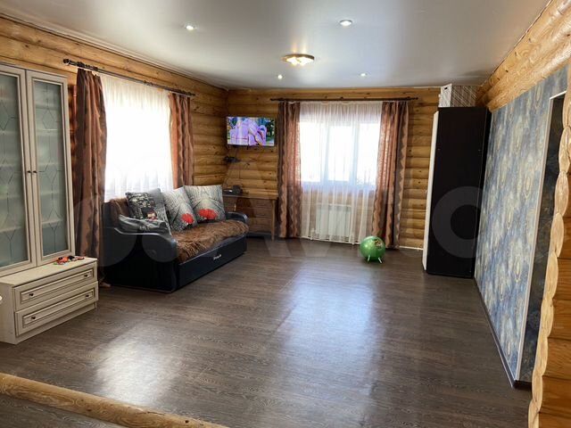 Дом 188,8 м² на участке 6 сот.