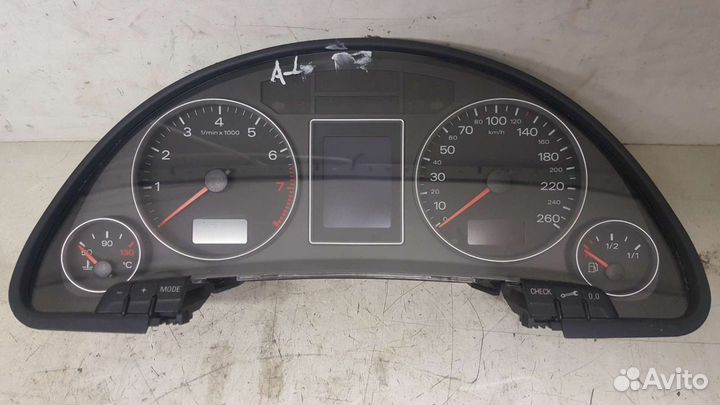 Панель приборов Audi A4 8E 2003г 2.0L 8E0920900Q