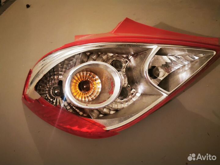 Задняя фара левая на опель корса D