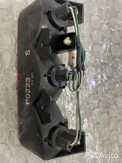 Фонарь Mitsubishi Pajero Sport