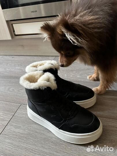 Ботинки женские зимние 37