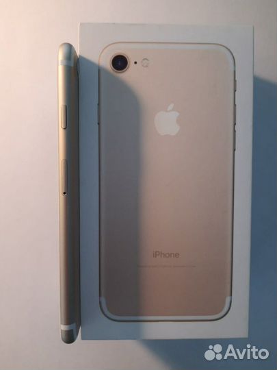 iPhone 7 32gb gold