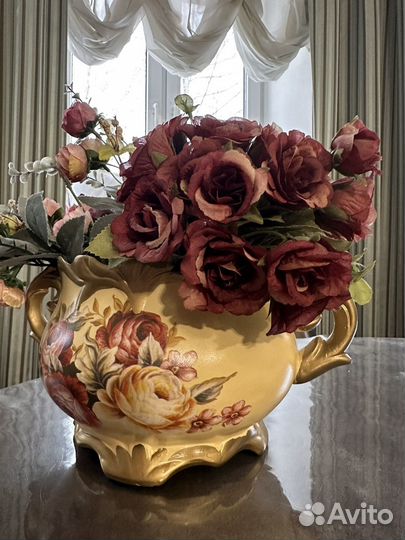 Цветы искусственные с горшком