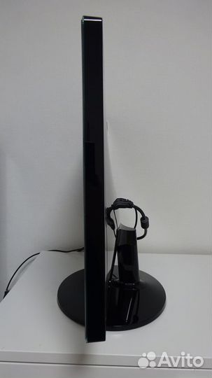 Монитор Samsung S22D390Q, 21.5