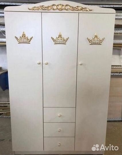 Шкаф для детской