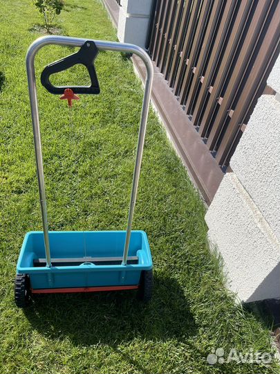 Сеялка ручная