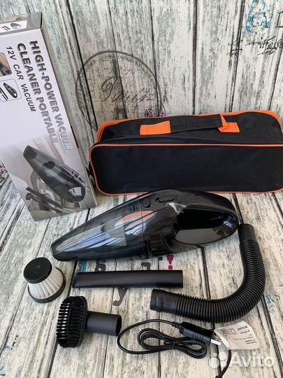 Автомобильный пылесос новый