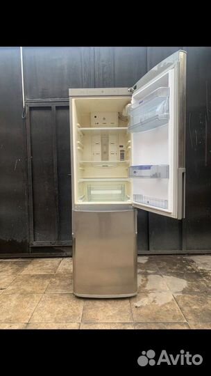 Холодильник whirpool-304