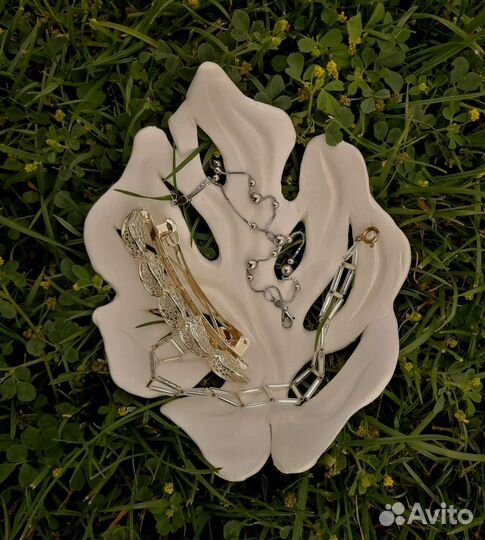 Monstera made of clay, подставка для украшений