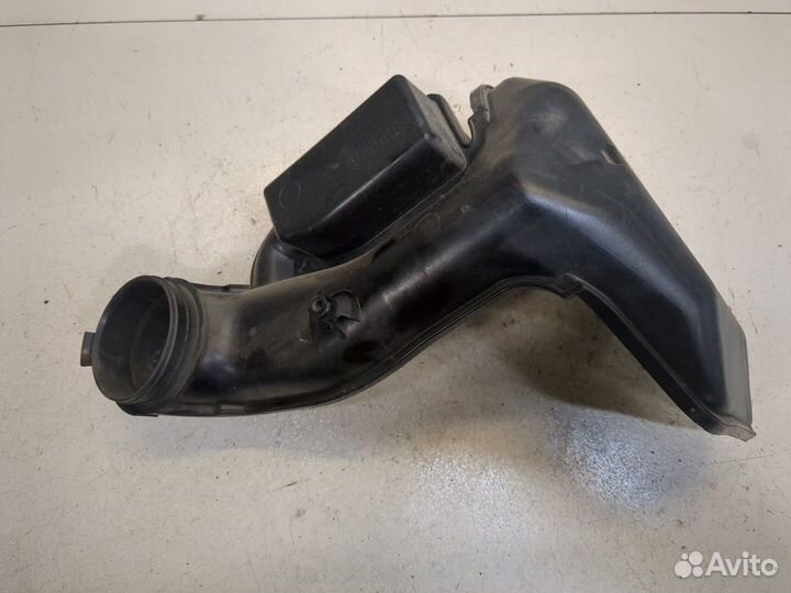 Воздухозаборник Mazda CX-7, 2010