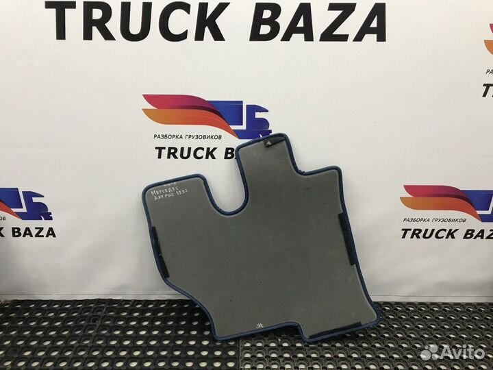 Коврики салона EVA Mercedes-Benz Actros