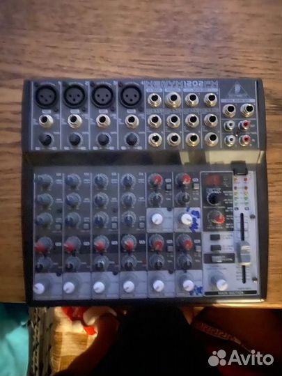 Микшерный пульт beringher xenix 1202fx
