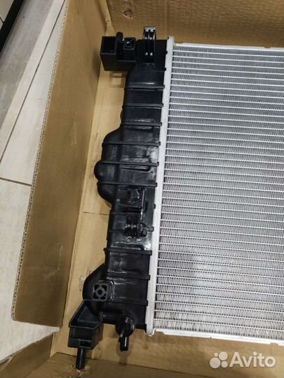 Радиатор охлаждения Nissens на опель, шевроле