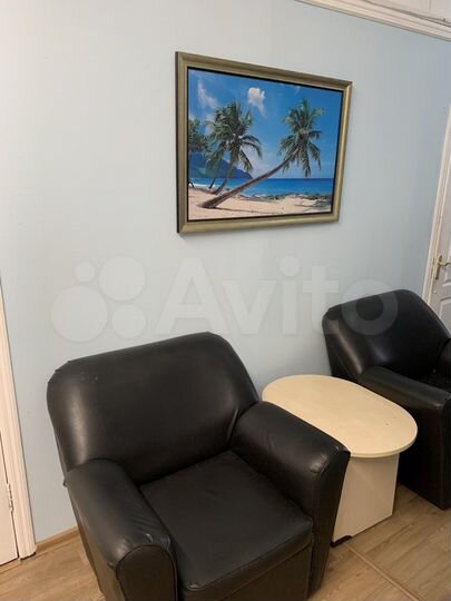 Комната 25 м², 1/3 эт.