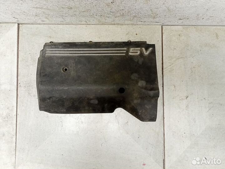 Накладка моторного отсека