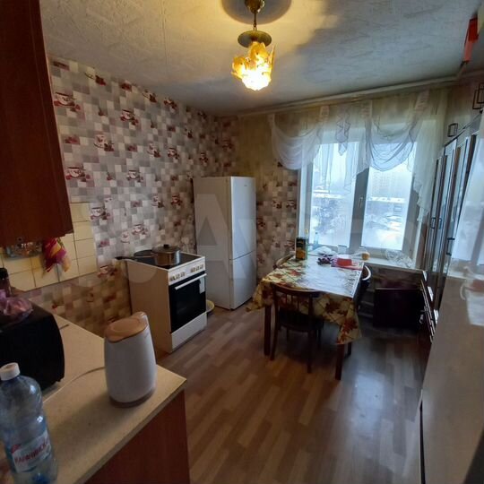 2-к. квартира, 52 м², 9/9 эт.