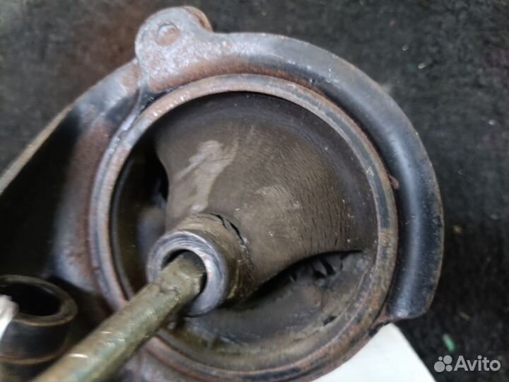 Подушка двс Honda Logo GA3 передний левый