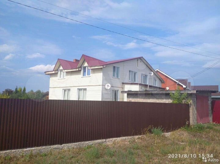 Таунхаус 112 м² на участке 4 сот.