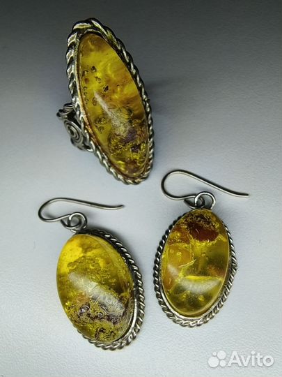 Янтарь украшение из янтаря винтаж СССР