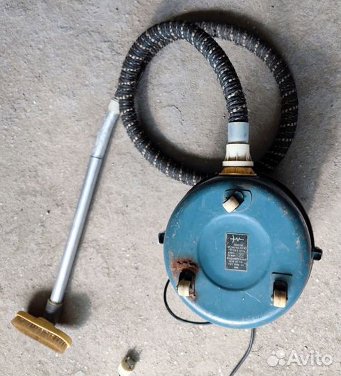 Пылесос вихревой Витязь-М пнв-600 СССР Рабочий