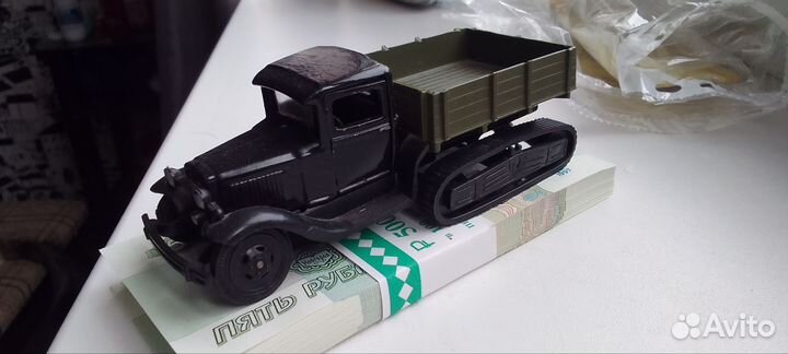 Модель 1:43 газ-60 СССР