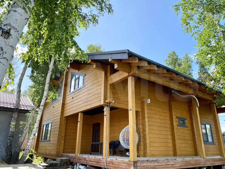 Коттедж 263 м² на участке 8 сот.