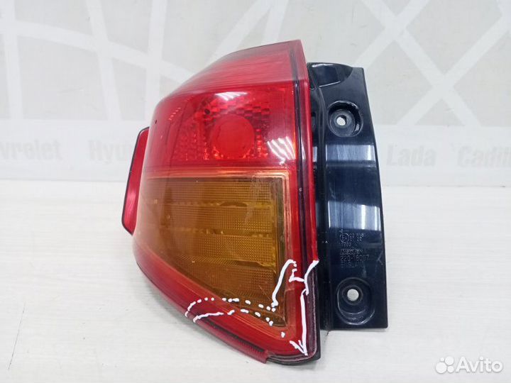 Фонарь внешний левый Suzuki Vitara 2 LY до