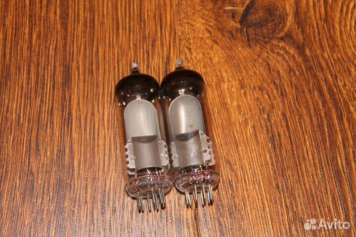 Радиолампа индикатор 6Е1П 2 шт