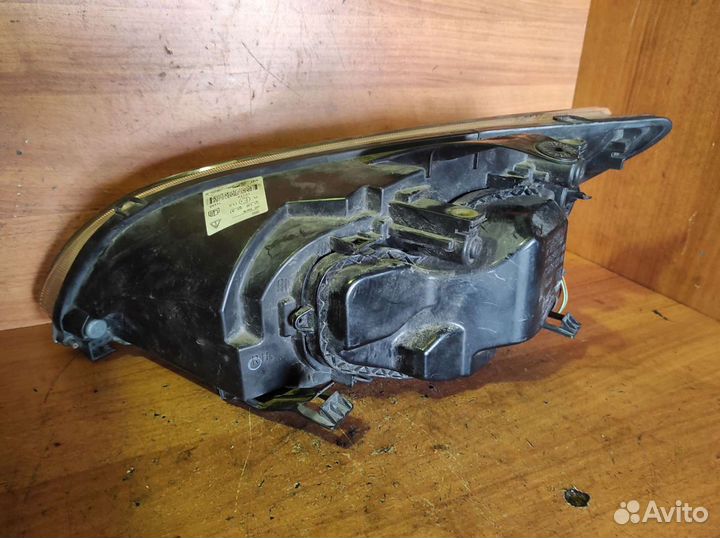 Фара Форд Фокус 2 / Ford Focus 2 до рестайлинга