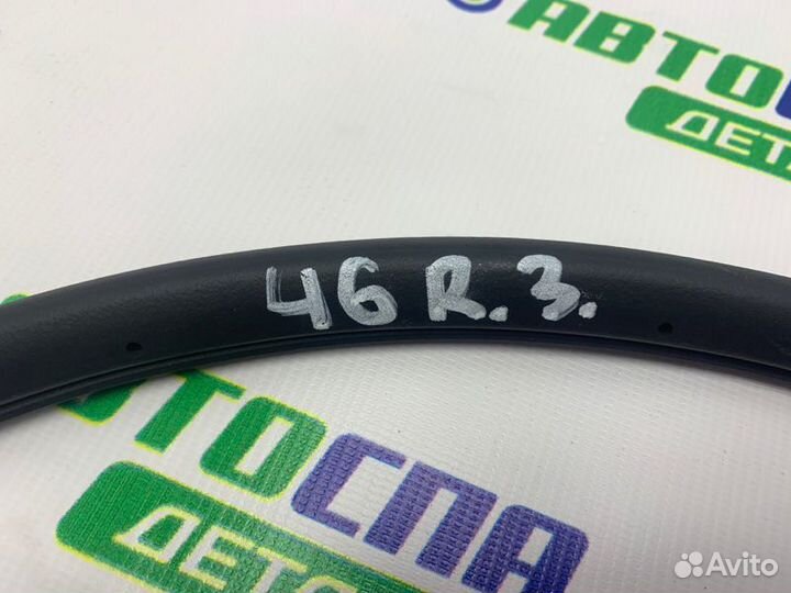 Уплотнитель двери задний правый Mazda 3Bp хетчбек