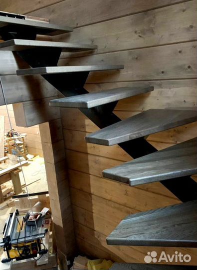 Лестница металлическая. На рынке 10 лет