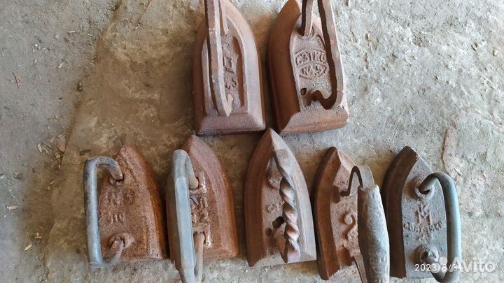 Утюг чугунный старинный