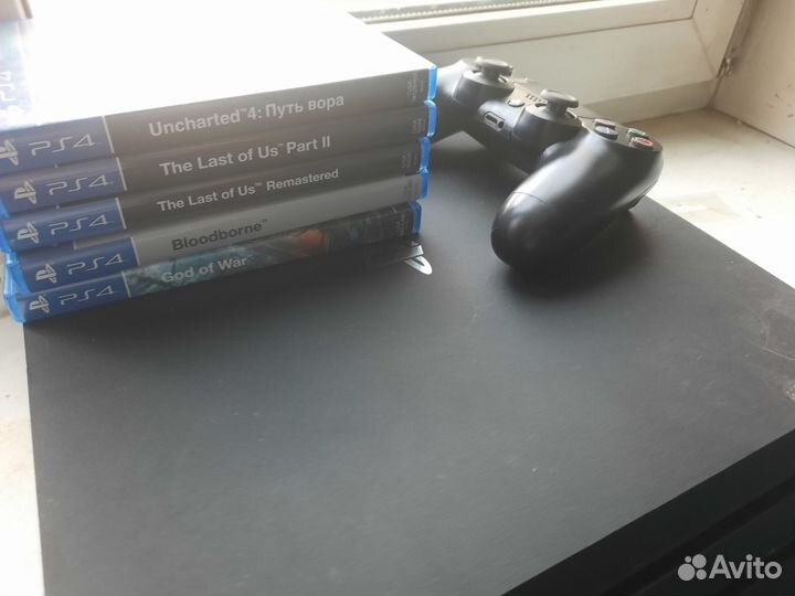 Sony Playstation 4 Pro 1Tb