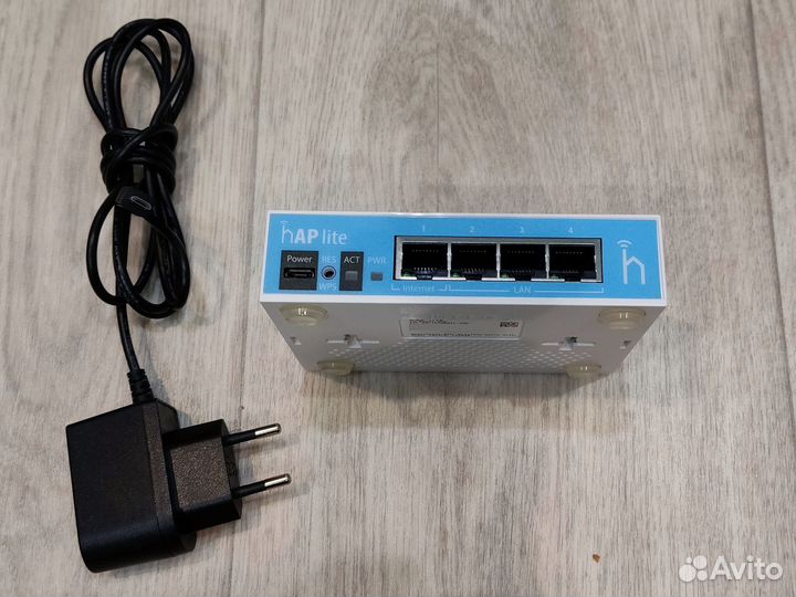 Wi-Fi Роутер Mikrotik hAP lite (RB941-2nD)