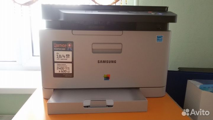 Продаётся мфу лазерное Samsung CLX-3305