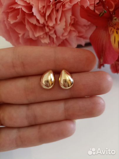 Браслет, серьги в подарок