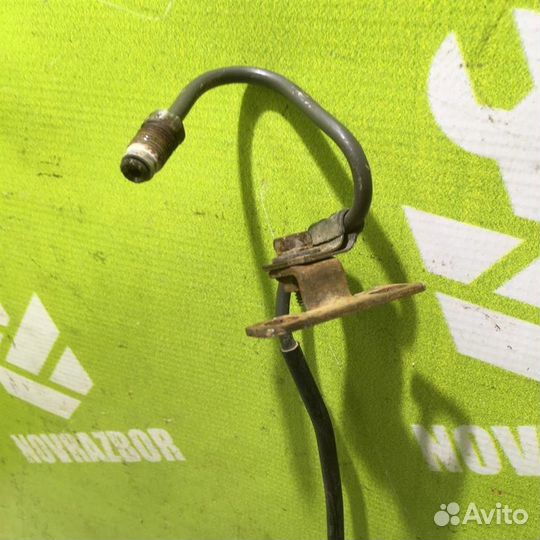 Трубка цилиндра сцепления Тойота Королла Е120