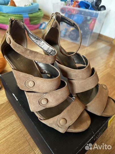 Босоножки женские 41 размер Talbots