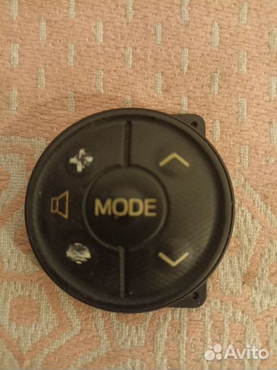 Кнопки мультимедиа