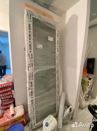 Окно-Балконная дверь новая Rehau