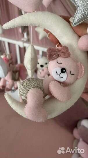 Мобиль из фетра на кроватку