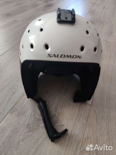 Горнолыжный шлем