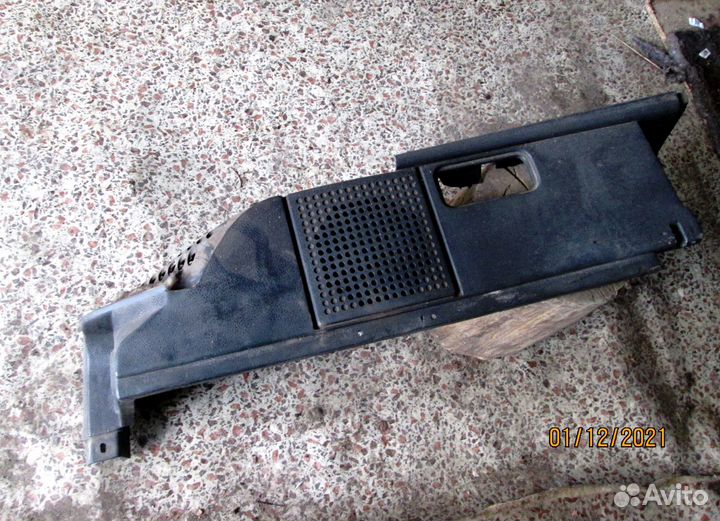 Обивка багажника