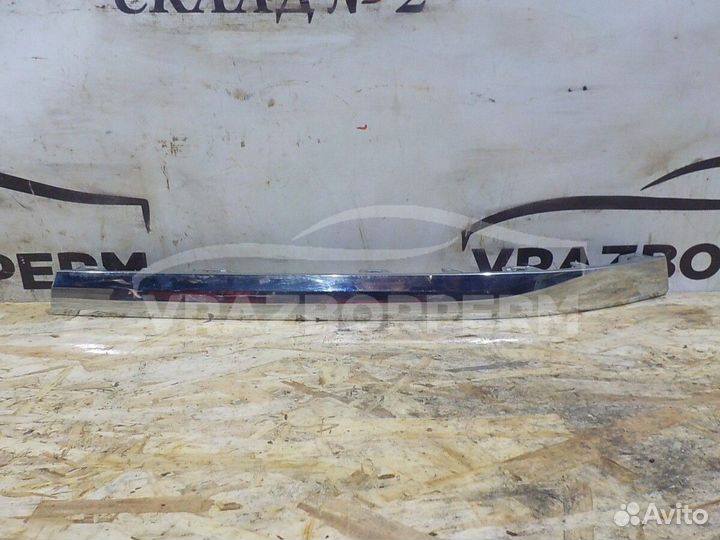 Накладка бампера VW Touareg