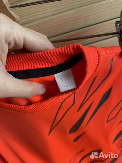 Футболка спортивная adidas 11-12 лет (152 см)