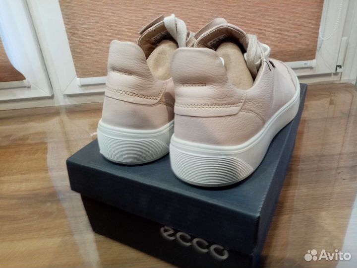 Кеды новые, оригинальные ecco 40р