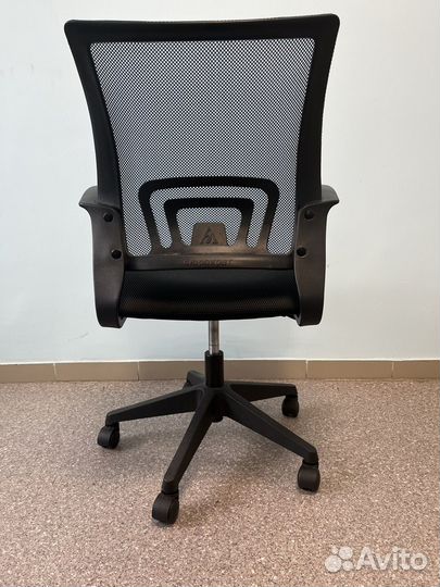 Компьютерное кресло бу стул офисный черный и синий