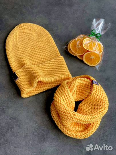 Вяжу на заказ шапки снуды варежки митеньки повязки