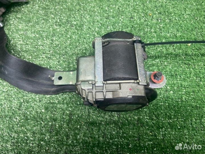 Ремень безопасности передний левый Kia Ceed ED