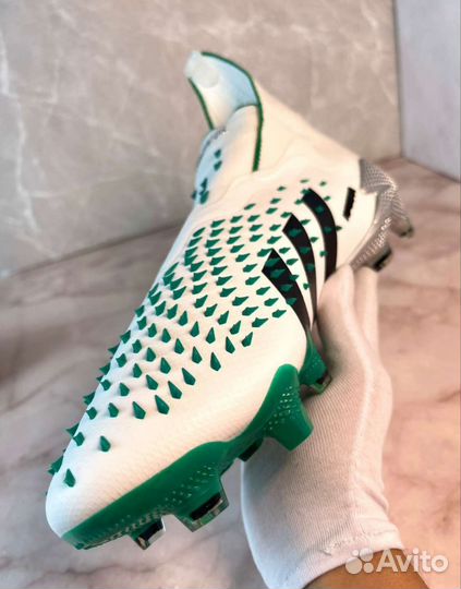 Футбольные бутсы